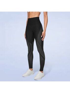 Lululemon Women Mapped Out HR‎ Tight - Size 2